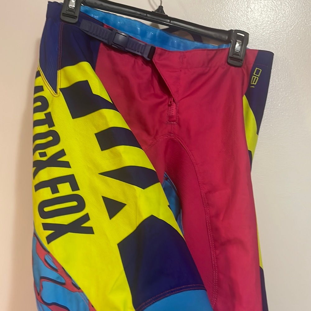 Womens Fox Racing pants 7-8 Like New